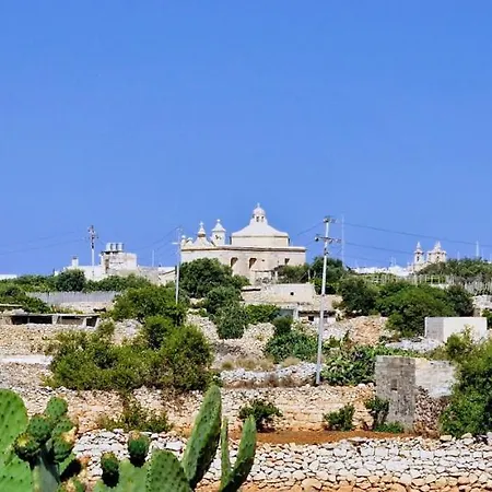 Valley View Qrendi Exterior photo