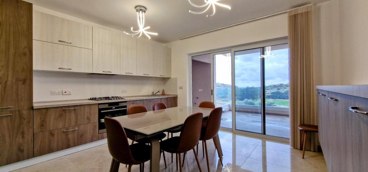 Valley View * Qrendi